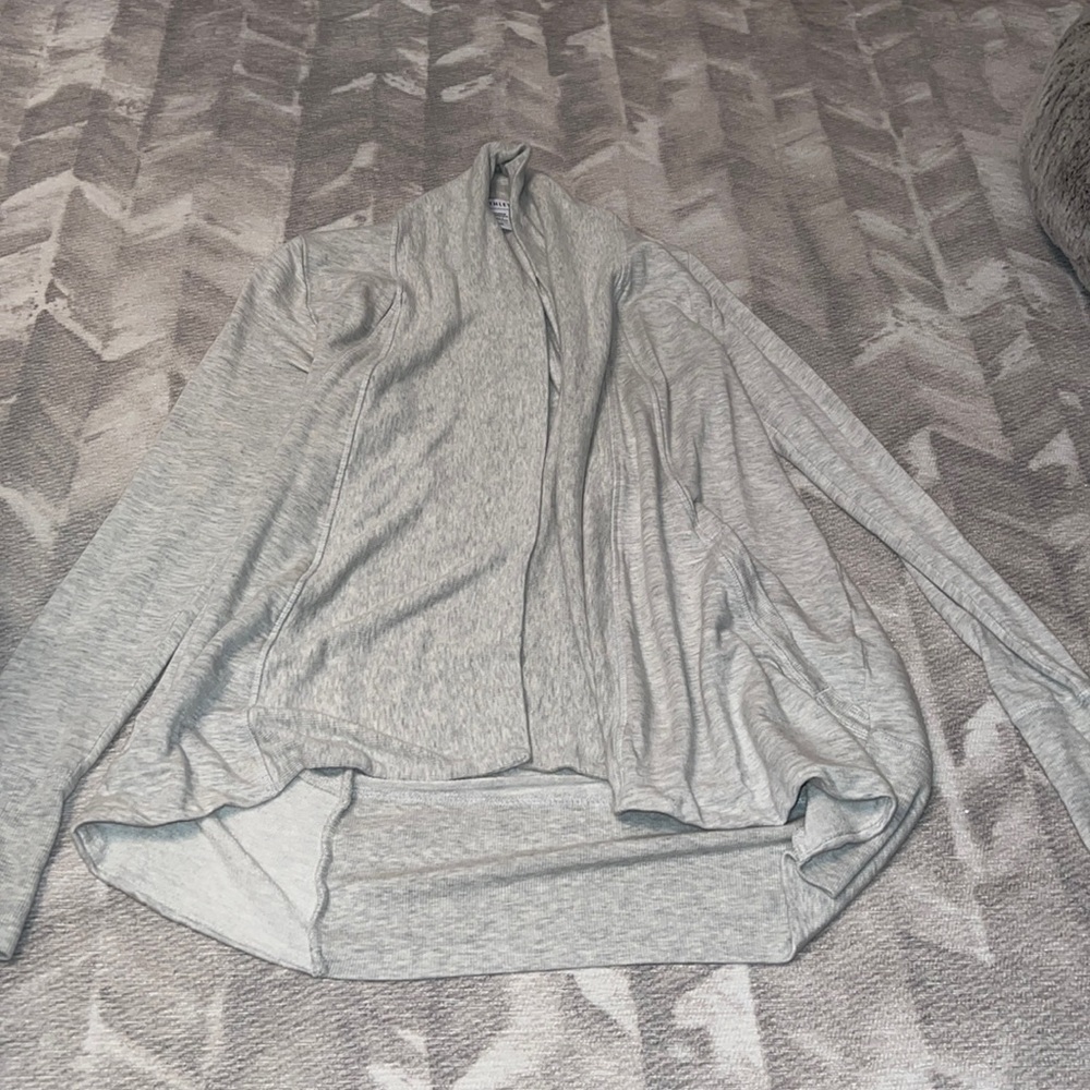 Athleta Pranayama Wrap size:xs color: grey NEVER WORN